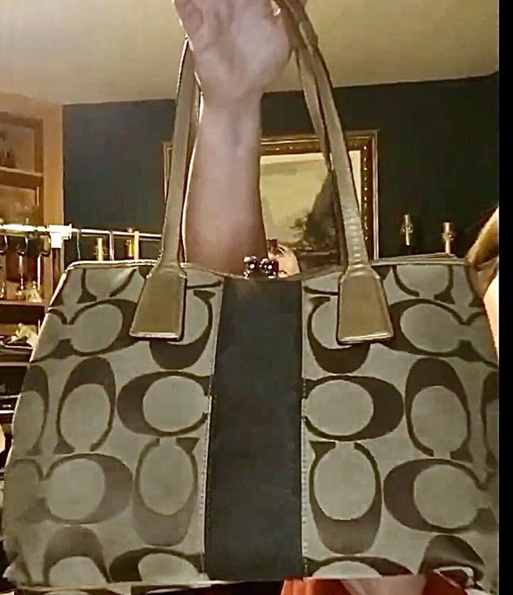 COACH Signature Carryall Medium/ Large Tote Bag Khaki Gold Excellent